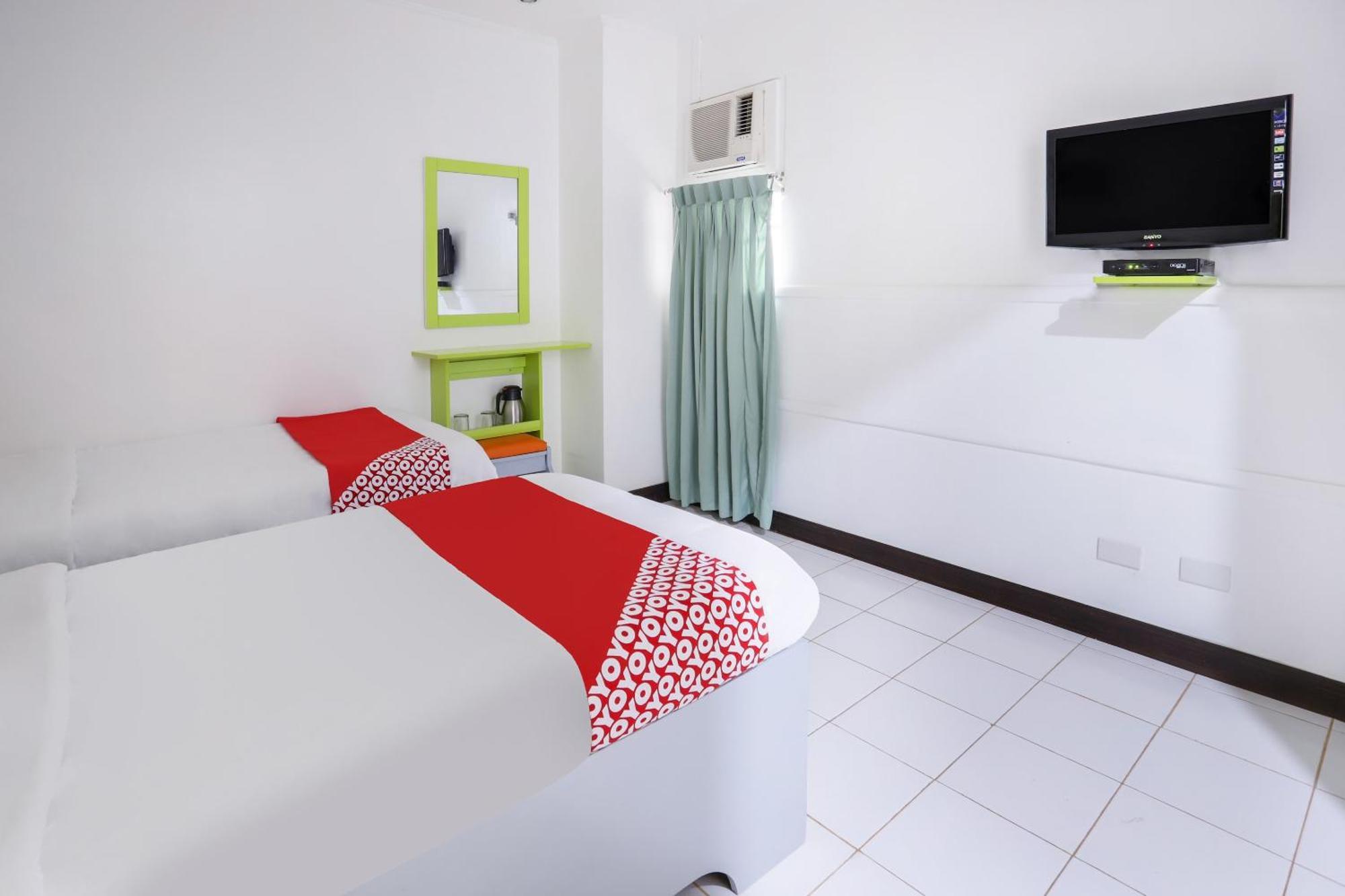 Oyo 210 Apple Tree Suites Cebú Exterior foto